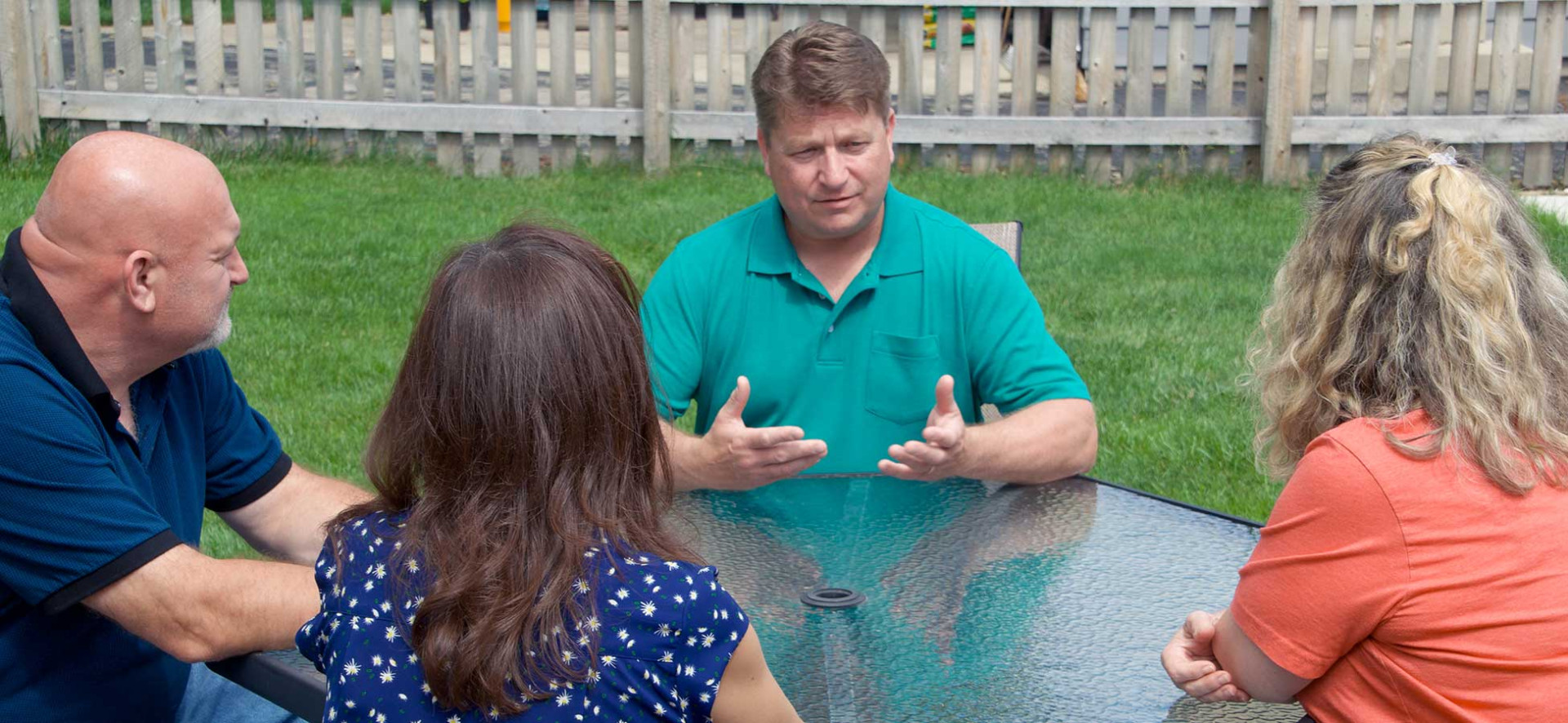 Mike-discussing-issues-with-constituents